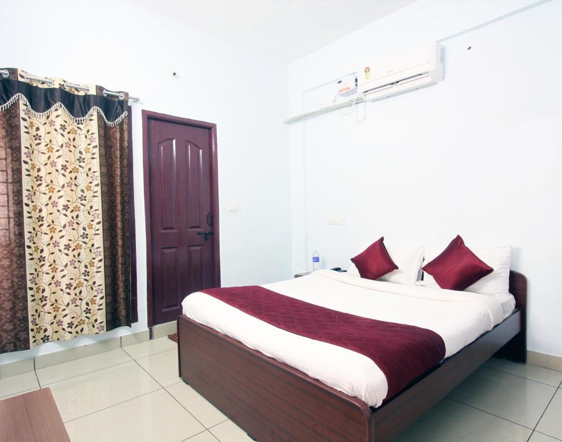 Lakshana Service Apartment - Big Temple Thanjavur Εξωτερικό φωτογραφία