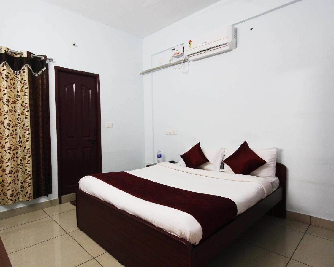 Lakshana Service Apartment - Big Temple Thanjavur Εξωτερικό φωτογραφία