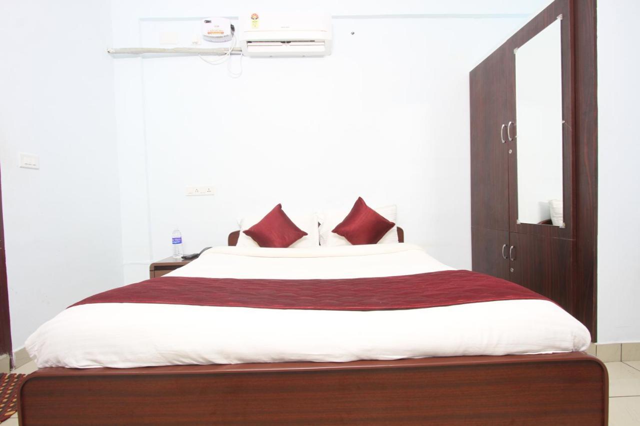 Lakshana Service Apartment - Big Temple Thanjavur Εξωτερικό φωτογραφία